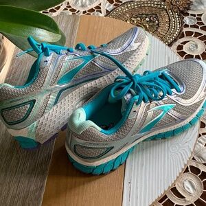 Brooks Adrenaline GTS16 Women’s 8.5 USA Running Shoes - Silver/Bluebird/BlueTint